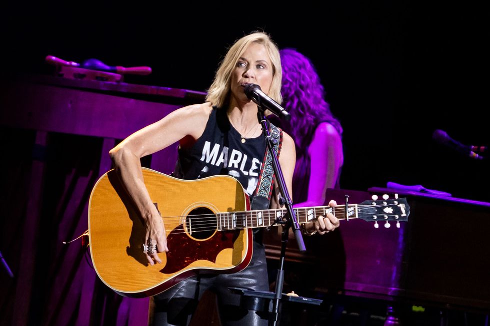 Sheryl Crow performs in concert during the Noches del Botanico Festival at Real Jardín Botánico Alfonso XIII on June 25, 2024 in Madrid, Spain.