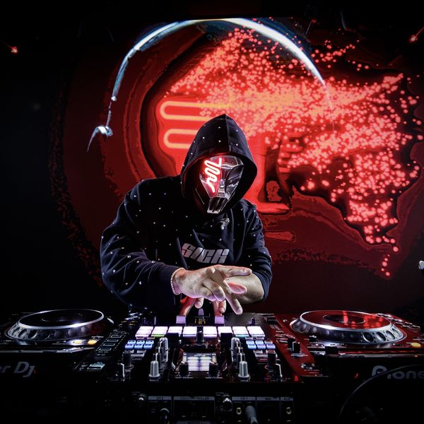 Sickick Teams up With Aloe Blacc and DJ Vikkstar for ‘Lonely Together'