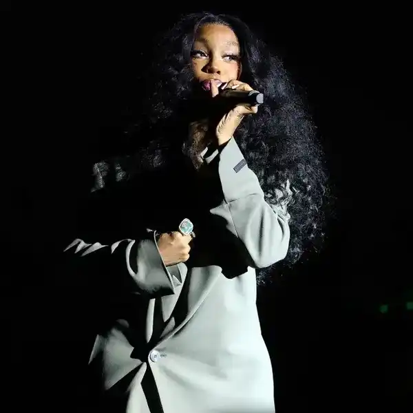 SZA performs onstage at the 2025 LACMA Art+Film Gala, Presented By Gucci at Los Angeles County Museum of Art on November 01, 2025 in Los Angeles, California.