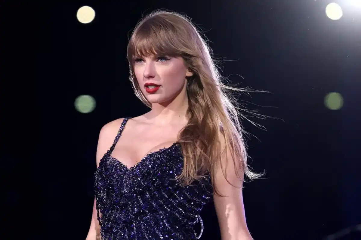 Taylor Swift performs onstage during "Taylor Swift | The Eras Tour" at Gillette Stadium on May 19, 2023 in Foxborough, Massachusetts.