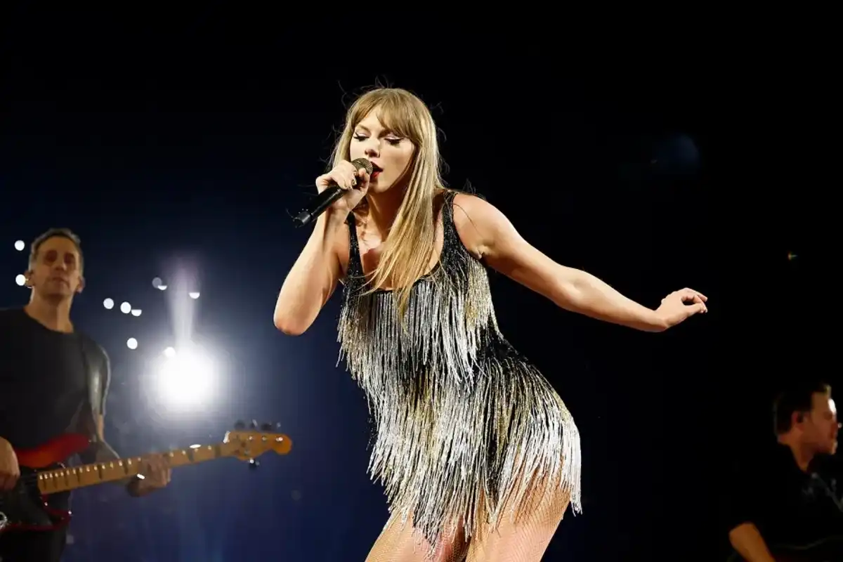 Taylor Swift performs onstage during "Taylor Swift | The Eras Tour" at Rogers Centre on November 14, 2024 in Toronto, Ontario.