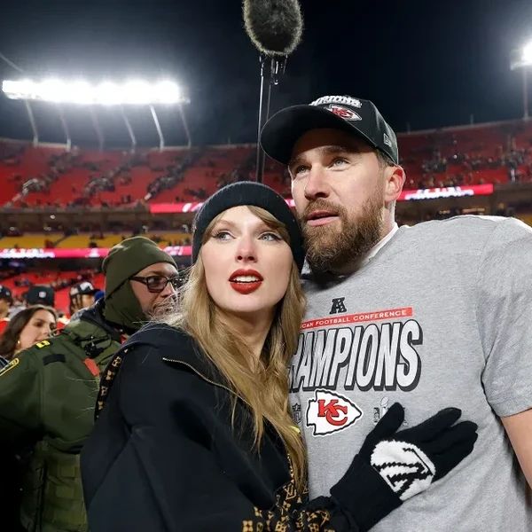 Taylor Swift & Travis Kelce Are Engaged