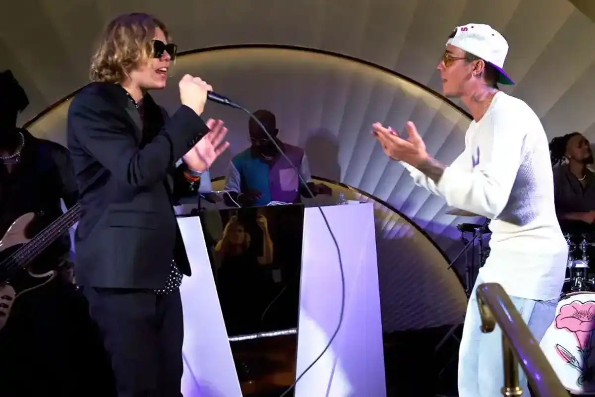 The Kid LAROI and Justin Bieber attends h.wood Group's grand opening of Delilah at Wynn Las Vegas on July 10, 2021, in Las Vegas.