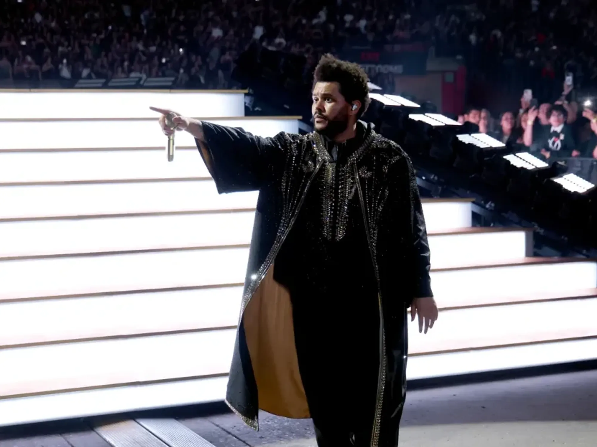 the-weeknd-performs-onstage- the-weeknd-performs-onstage-
