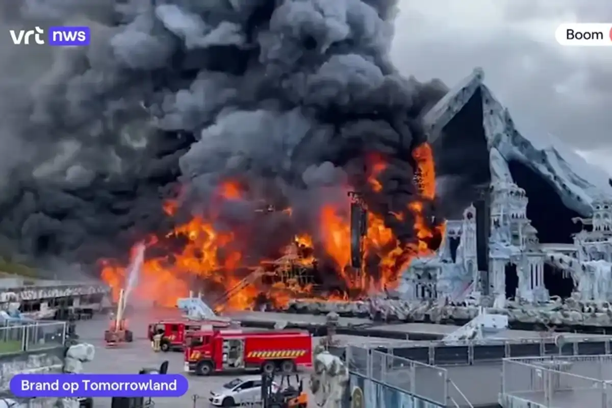 Tomorrowland 2025 Mainstage Destroyed by Fire Ahead of Festival