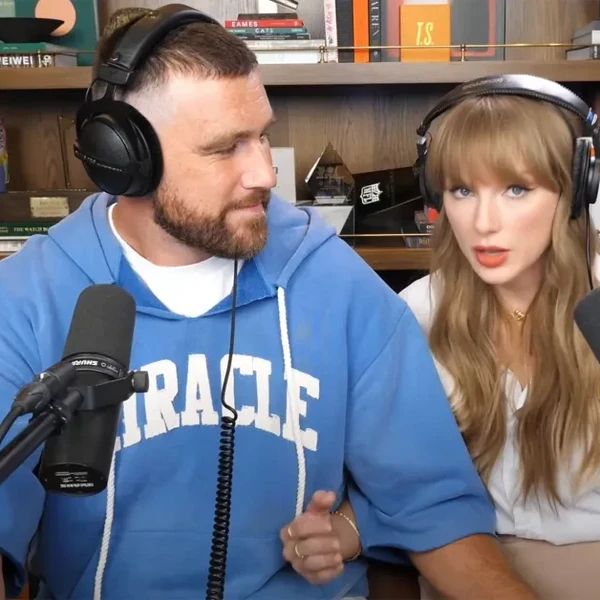 Travis Kelce and Taylor Swift on "New Heights"