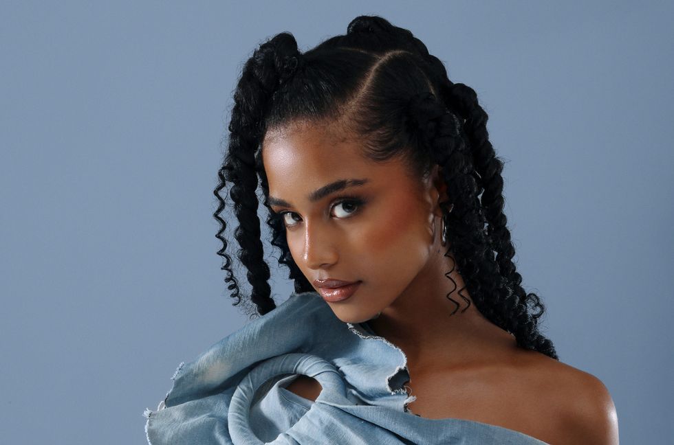 Hot 100 First-Timers: Tyla Makes Splash With Viral R&B Hit ‘Water’