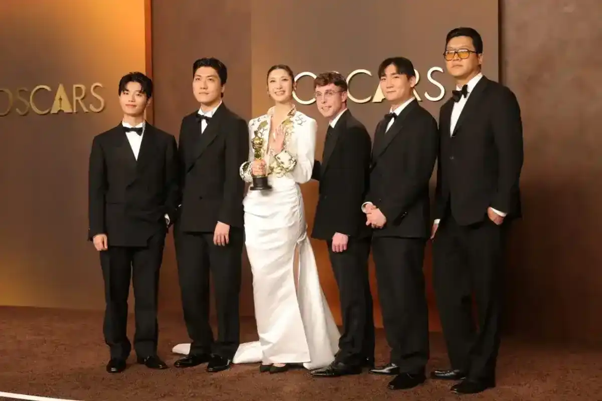 Yuhan, ZHUN, EJAE, Mark Sonnenblick, NHD, and 24, winners of the Best Original Song for "Golden" from “KPop Demon Hunters", pose in the press room during the 98th Oscars at Dolby Theatre on March 15, 2026 in Hollywood, California.